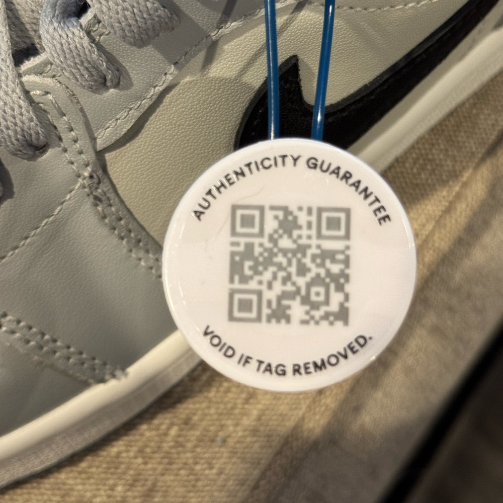 Men’s Air Jordan 1 Low Golf ‘Wolf Grey’ Iconic Sneaker - size 7